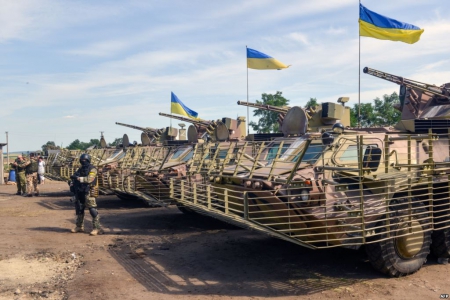 Все больше украинцев поддерживает свою армию