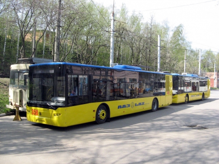 Работники киевского коммунального транспорта начали забастовку