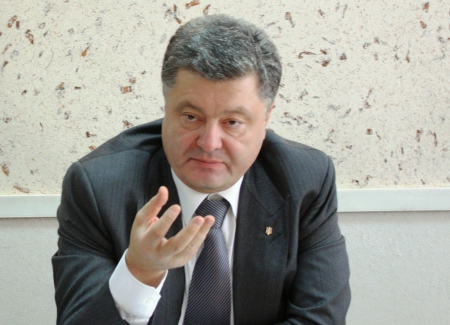 Президент Украины уволил 78 человек из районных администраций
