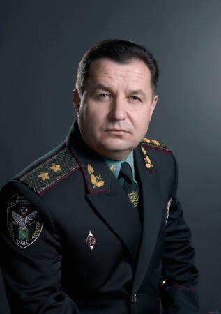 Степан Полторак - министр обороны с педагогическим образованием