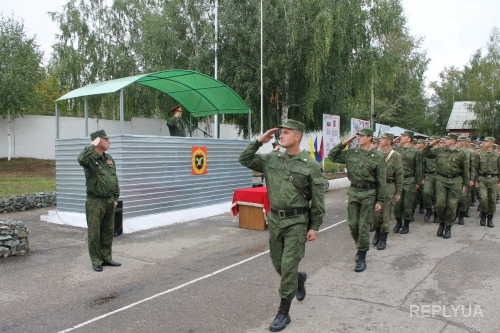 Представители украинской армии подвергнут проверке одну из воинских частей РФ