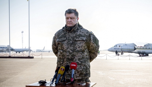 Украина всем доказала, что сепаратисты обманывали, говоря о Дебальцево, - сказал Президент Украины