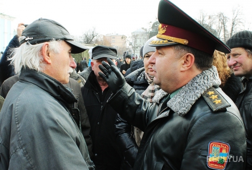 Министр обороны на выставке «Присутствие» подтвердил факт захвата в плен украинских военнослужащих под Дебальцево