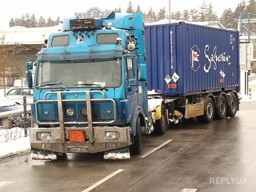На Донбасс пытаются пробиться спекулянты – уже задержано несколько десятков грузовиков 