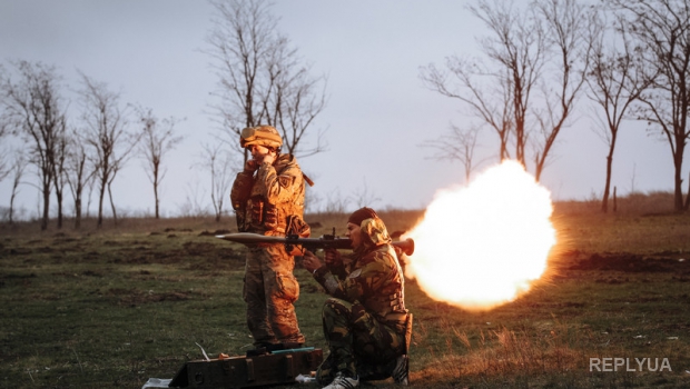 Боевики в Дебальцево встречают боеприпасы. По всем направлениям проходит усиление террористических войск