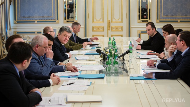 Президент встретился с главами фракций коалиции ВР