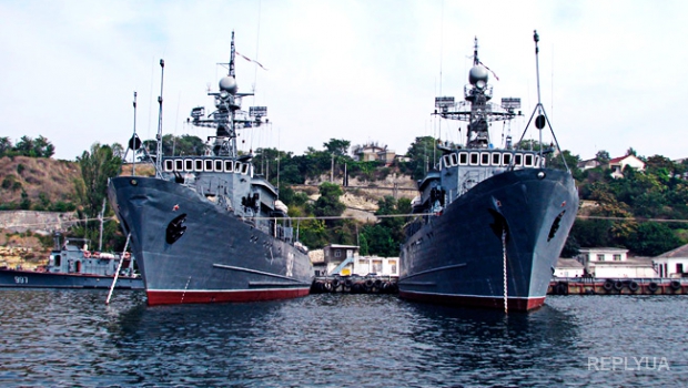 ВМС ЧФ РФ проводят военные учения в Крыму