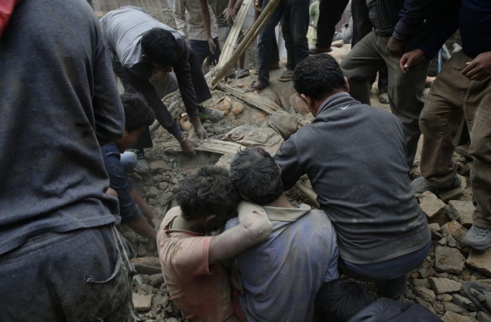 Землетрясение в Непале унесло жизни 565 человек