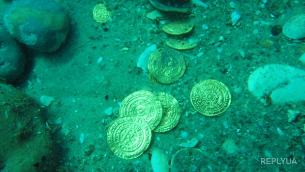 Друзы наградят израильтян грамотами за найденный клад золотых монет в 6 кг весом