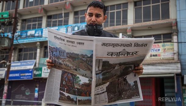 Число жертв в Непале растет: погибло более 4 100 человек