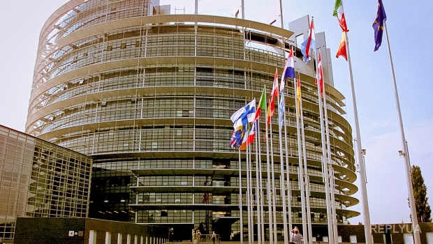 В Европарламенте настаивают на переоценке отношений с РФ