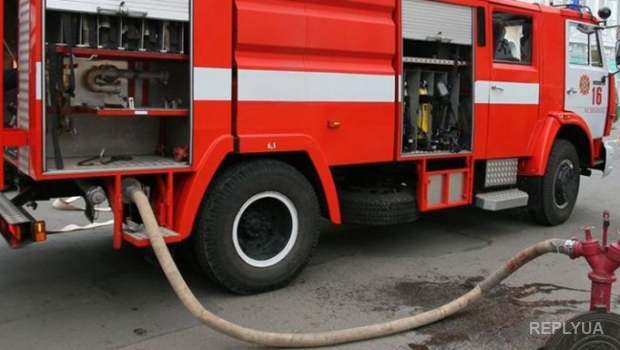 В Киеве подожгли офис с грузом помощи для бойцов АТО