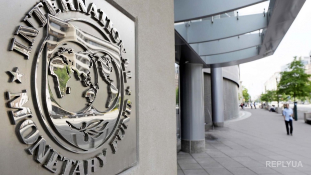 Белецкий: МВФ угрожал Польше, а с Украиной ведет себя понимающе