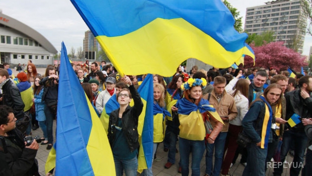 В Луганской области жители на акциях протеста требуют от оккупантов покинуть Украину