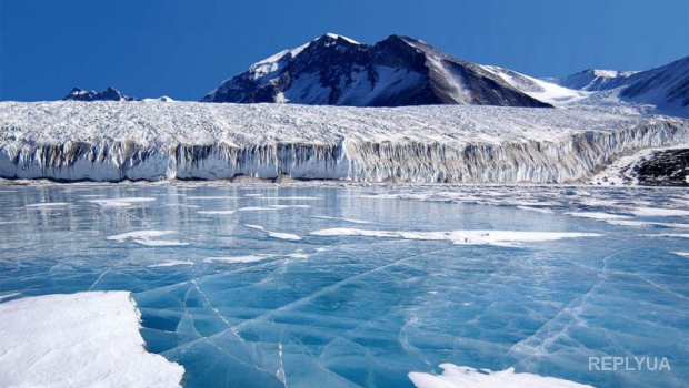 В Антарктиду привезут лед на хранение