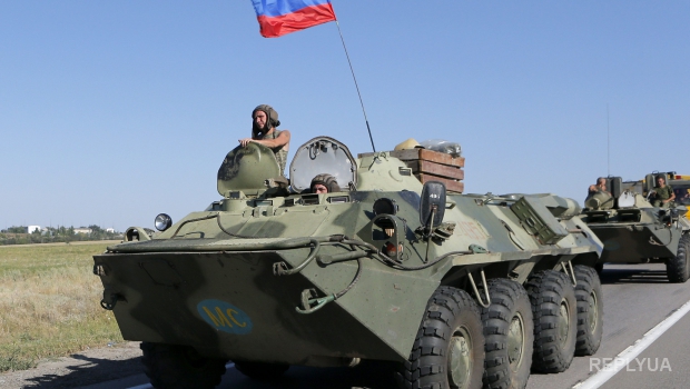 Российские колонны бронетехники пересекли украинскую границу