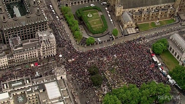 В Британии прошел самый крупный марш протеста за всю историю