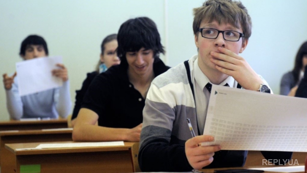 Российский учитель предстал перед судом за публикацию «украинского» стихотворения
