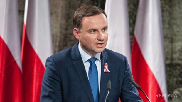 Президент Польши хочет стать участником мирных переговоров по Донбассу