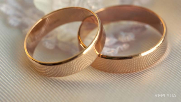 Китаец купил невесте кольцо, оплату за которое подсчитывали полдня	