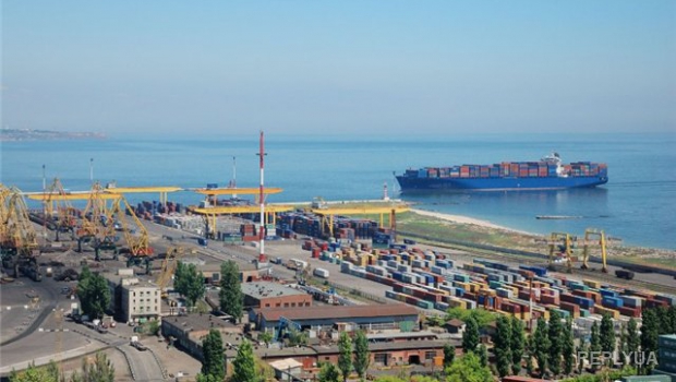 Хозяйственный суд Украины не позволил ограбить Ильичевский порт на 12 млрд. грн.