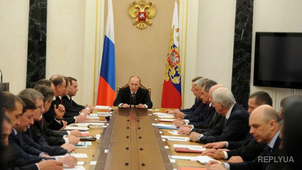 Путин срочно созвал Совбез – на повестке дня Украина