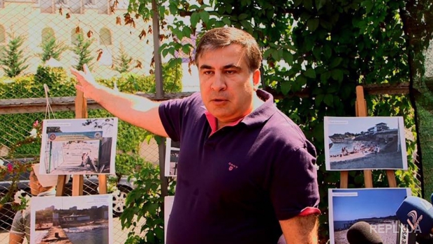 Саакашвили приобщает одесситов к спорту и шутит о своей физической подготовке