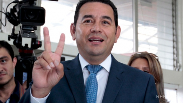 Гватемала не успела посадить одного президента, и уже выбирает следующего