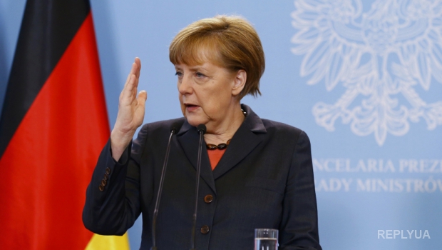 Меркель заявила о развале страны из-за огромного числа беженцев