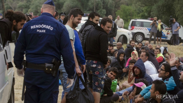 Венгрия объявила о вводе чрезвычайного положения
