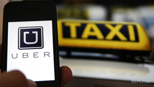 В Европе таксисты перекрывают дороги, требуя отмены сервиса Uber