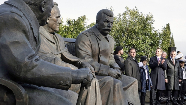 Рабинович: Памятник Гитлеру в Израиле или Германии невозможен, а Сталина в России ставят