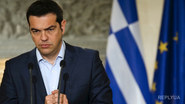 Ципрас принимает присягу у новых/старых министров