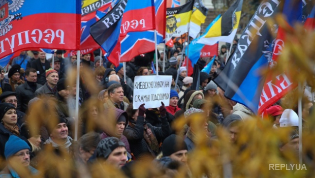 Эксперт объяснил, зачем Москве двухэтапные выборы в Донбассе