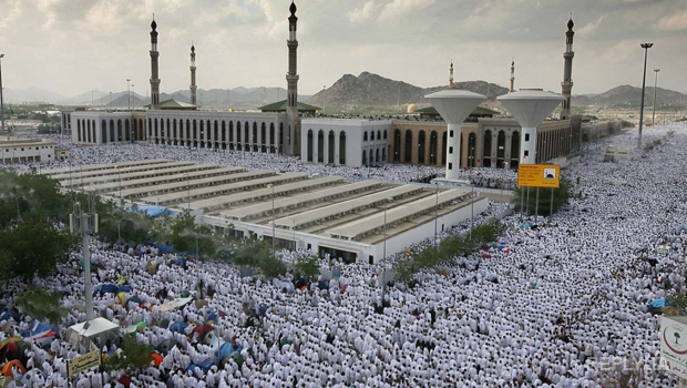 220 паломников погибли во время хаджа