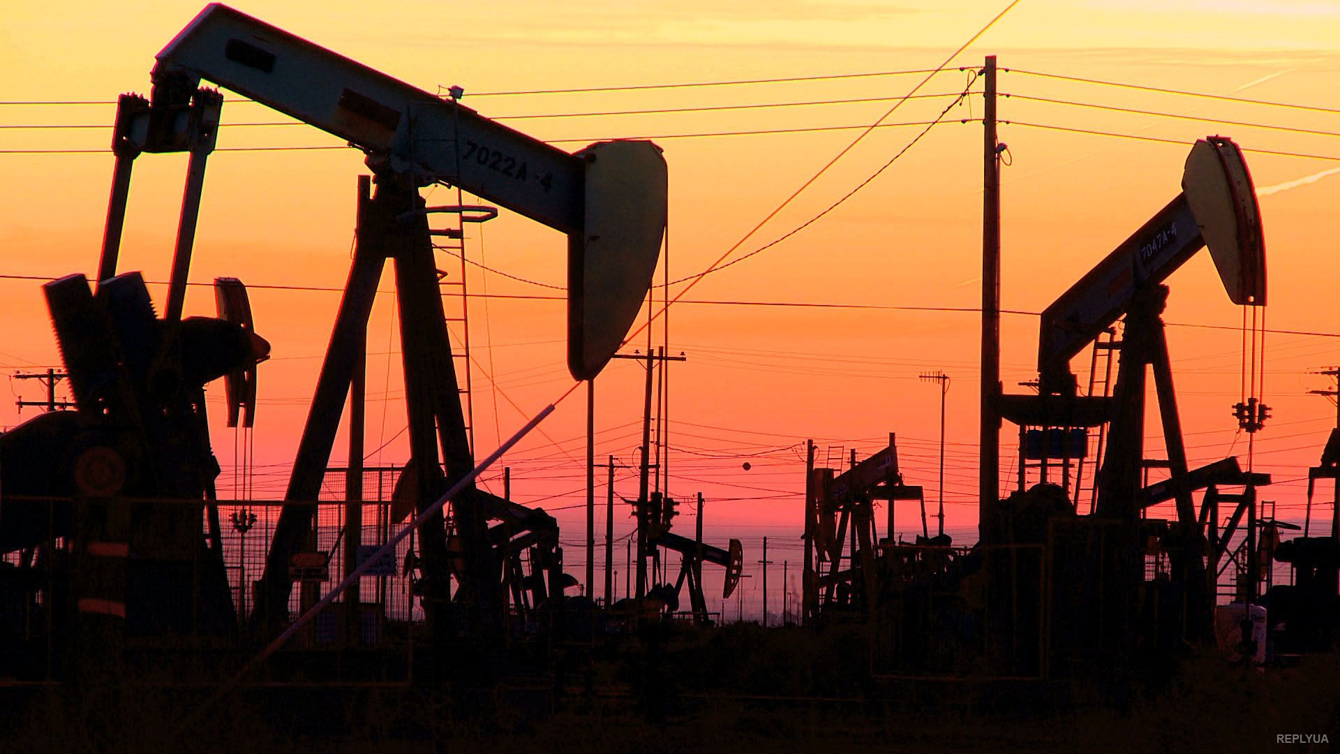 Эксперты прогнозируют падение цен на нефть всю неделю