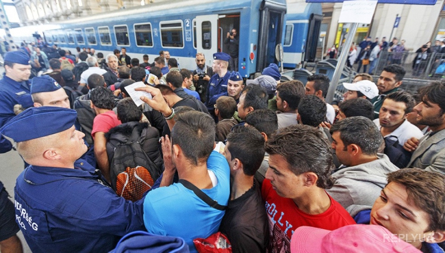 Хорватия запустила поезд для мигрантов, едущих в Словению