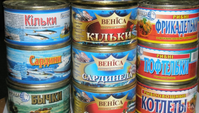 Крымчане лишились возможности купить украинские продукты - остались только соки и консервы
