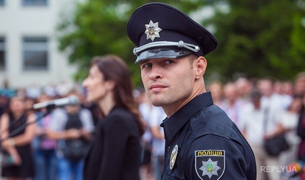 В Украине милиционеры стали полицейскими