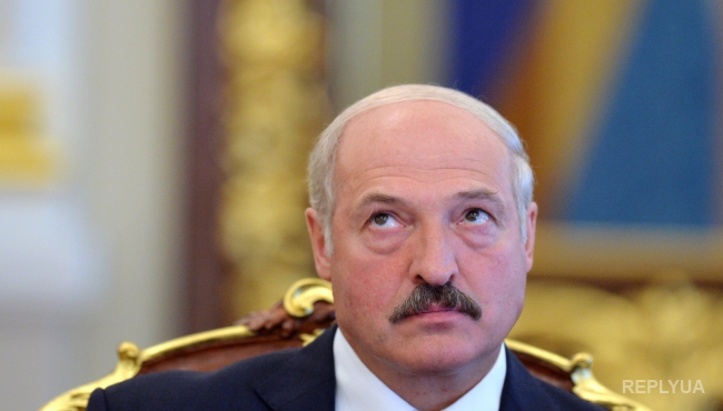 Лукашенко просит защиты от НАТО у РФ