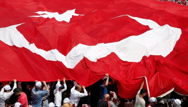 В Турции уже объявляют первые результаты выборов
