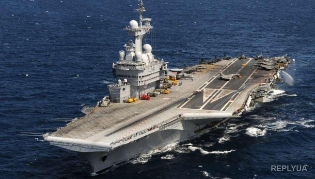 Франция выслала атомный авианосец на борьбу с Исламским государством