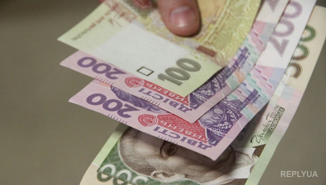 Эксперт: в конце декабря доллар повысится до 28 гривен