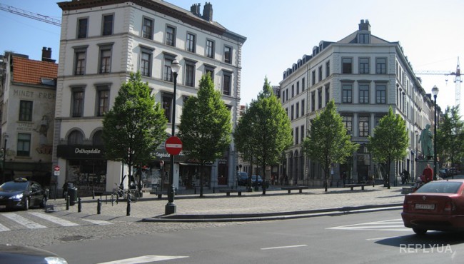 В Брюсселе закрыты все общественные места и магазины, среди жителей паника