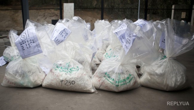 Во французском самолете нашли 41 кг кокаина
