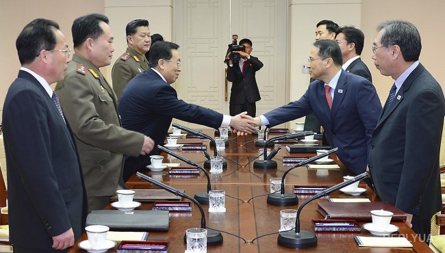 Враждующие Кореи готовят встречу на высшем уровне