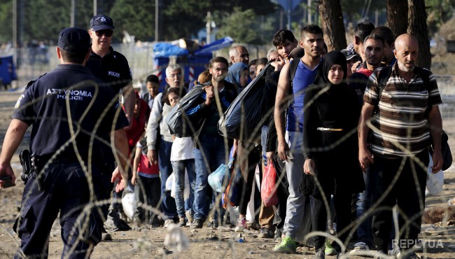 Границы Македонии осаждают экономические мигранты