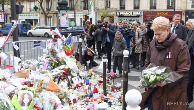 Сегодня Франция почти память жертв погибших от рук ИГИЛ