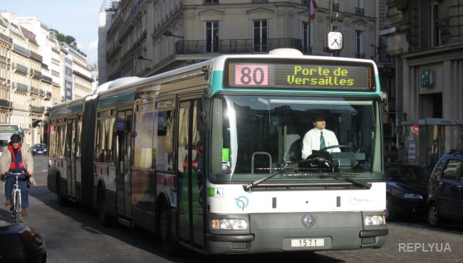Париж переходит на автобусы будущего