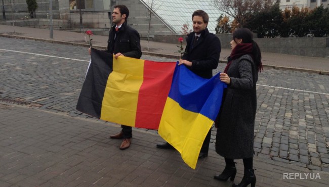 Европейские активисты провели в Киеве флешмоб в память о Небесной Сотне
